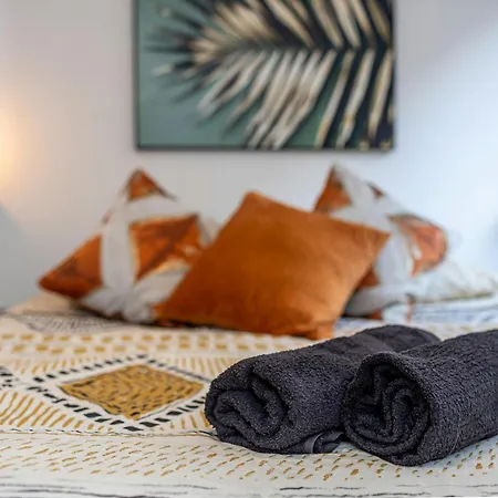 Daire La Cour Secrete De Fontainebleau - Proche Chateau *